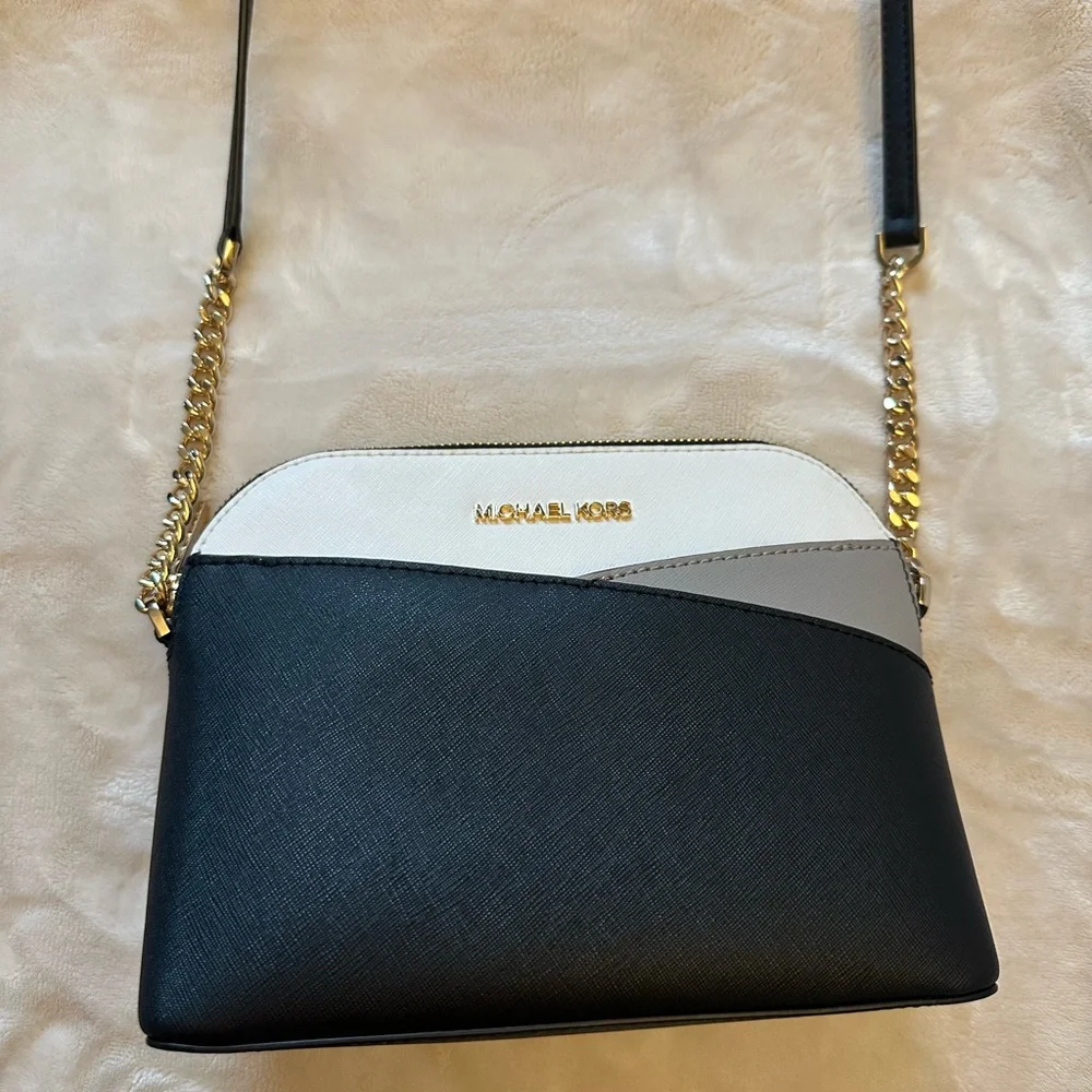 Michael Kors Jet Set Leather Crossbody - Picture 3 of 5